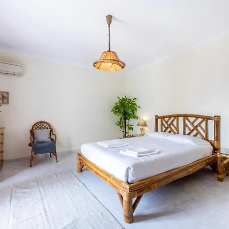Casa Timor - Perfect For Exploring & Algarve Apartamento